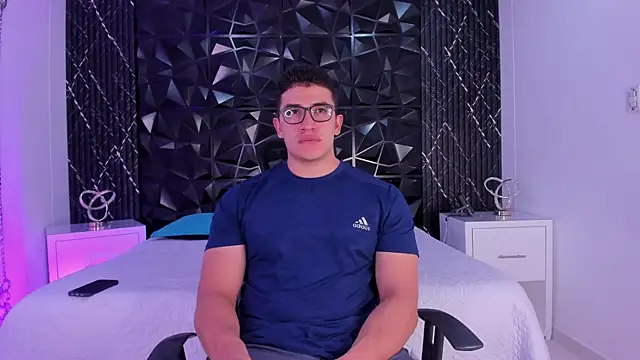 Snapshot of JeffDaltton chatting on November 18, 7:51 pm JeffDaltton online show from November 18, 7:51 pm