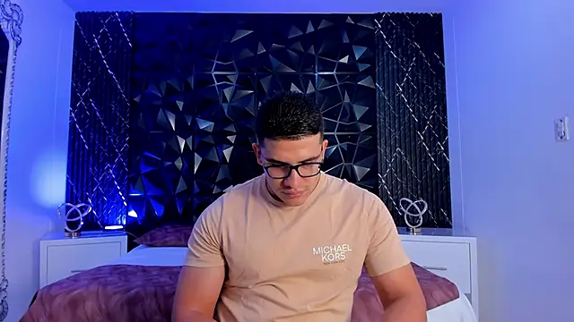 Snapshot of JeffDaltton chatting on November 25, 7:58 pm JeffDaltton online show from November 25, 7:58 pm