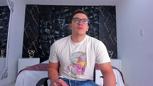 Snapshot of JeffDaltton chatting on November 29, 8:01 pm JeffDaltton online show from November 29, 8:01 pm