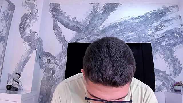 Snapshot of JeffDaltton chatting on May 11, 4:04 pm JeffDaltton online show from May 11, 4:04 pm