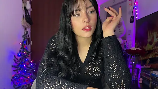 salome polaniiee online show from December 4, 8:12 am