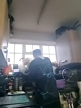 Snapshot of Erimyka chatting on February 28, 5:25 pm Erimyka online show from February 28, 5:25 pm