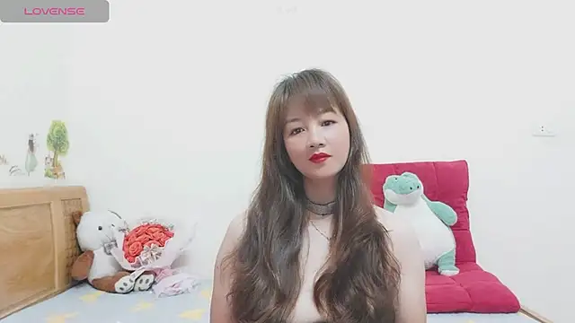 Snapshot of Holygirlsweet777 chatting on December 18, 1:15 am Holygirlsweet777 online show from December 18, 1:15 am