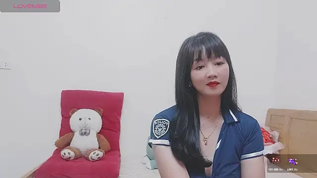 Snapshot of Holygirlsweet777 chatting on January 15, 1:23 am Holygirlsweet777 online show from January 15, 1:23 am