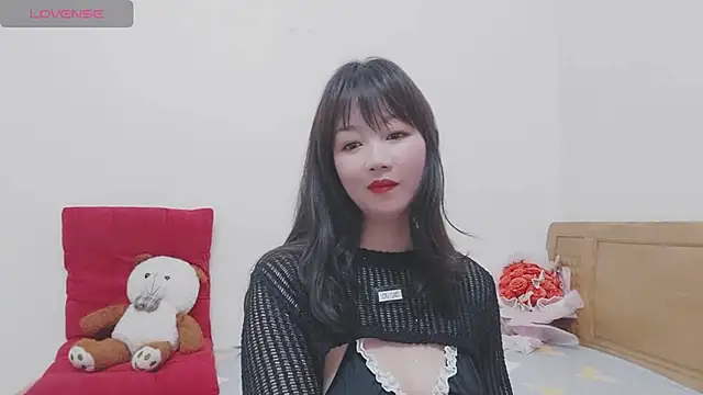 Snapshot of Holygirlsweet777 chatting on February 15, 1:31 am Holygirlsweet777 online show from February 15, 1:31 am