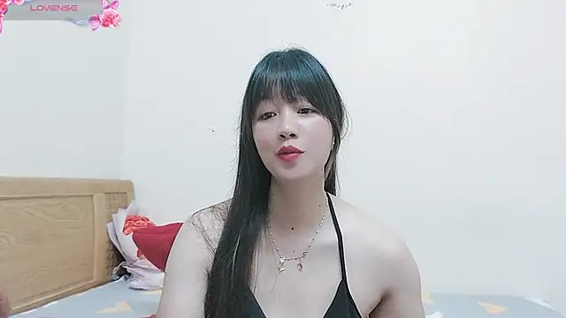 Snapshot of Holygirlsweet777 chatting on October 7, 1:36 am Holygirlsweet777 online show from October 7, 1:36 am