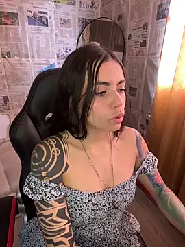 i am nina  online show from February 25, 5:44 pm