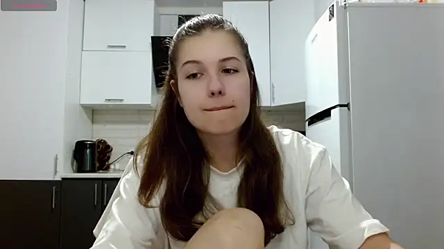 SayMeow  online show from June 6, 1:32 am