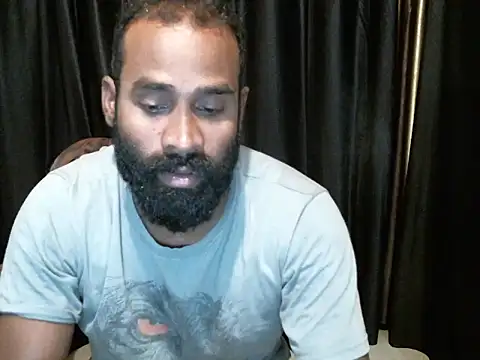 Snapshot of indian2 chatting on December 27, 6:46 am indian2 online show from December 27, 6:46 am