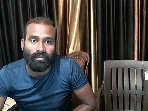 Snapshot of indian2 chatting on February 18, 10:38 am indian2 online show from February 18, 10:38 am