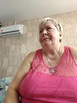 EffectFiona online show from February 18, 9:54 am