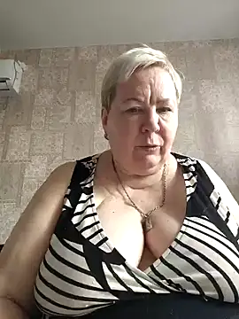 EffectFiona online show from March 18, 11:19 am