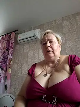 EffectFiona online show from October 20, 4:35 am