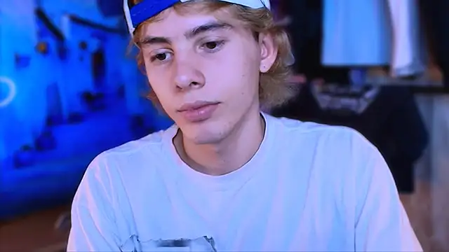 Snapshot of dimitri_tv chatting on September 9, 8:41 pm dimitri tv online show from September 9, 8:41 pm