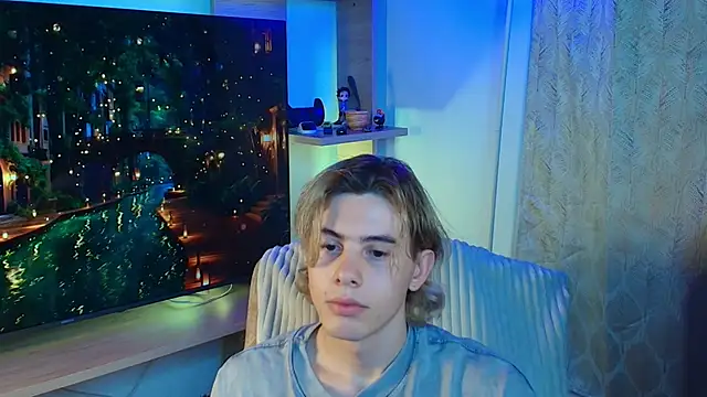 Snapshot of dimitri_tv chatting on October 5, 12:09 am dimitri tv online show from October 5, 12:09 am