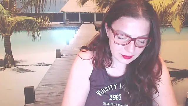 Queen  Natasha online show from May 28, 9:23 pm