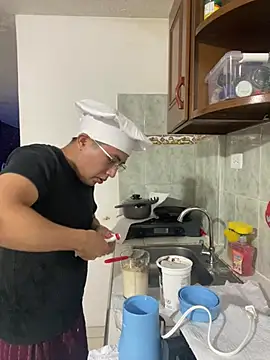 andrewmhilton  online show from March 4, 4:27 am