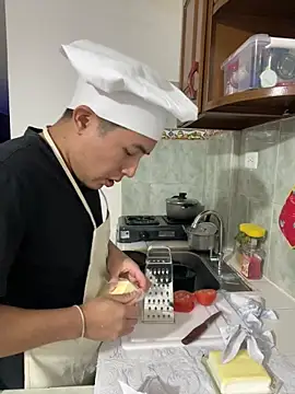 andrewmhilton  online show from March 9, 3:32 am