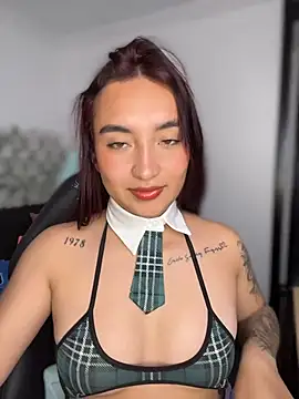 Snapshot of _Tammyy chatting on January 16, 4:22 pm Tammyy online show from January 16, 4:22 pm