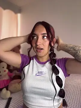 Snapshot of _Tammyy chatting on February 12, 3:40 pm Tammyy online show from February 12, 3:40 pm