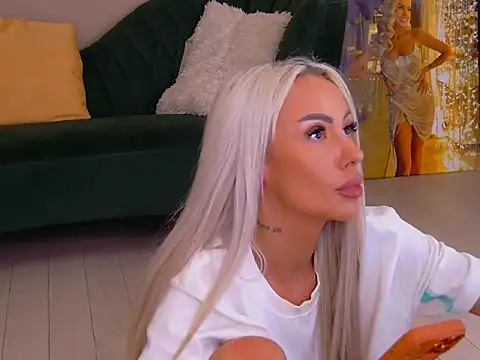 Bailey Rush online show from March 11, 3:18 pm