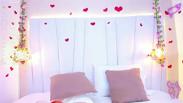 KiarhaTrixie online show from March 21, 2:40 pm