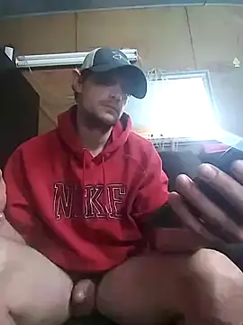 Snapshot of Midwestalpha chatting on January 1, 11:27 am Midwestalpha online show from January 1, 11:27 am