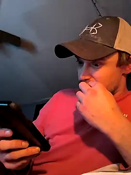 Snapshot of Midwestalpha chatting on January 30, 5:06 pm Midwestalpha online show from January 30, 5:06 pm