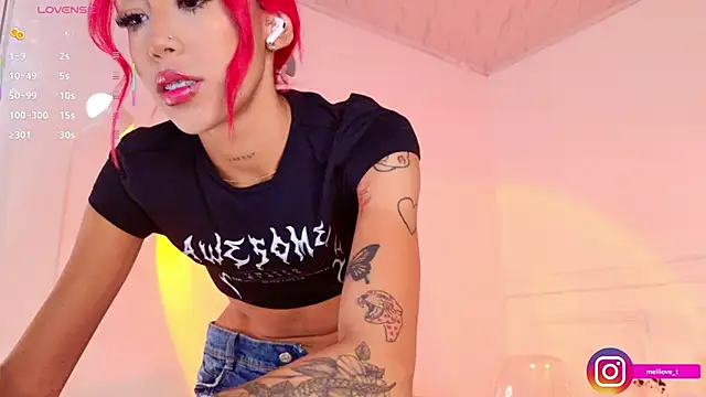 Snapshot of Mely-taylor chatting on November 2, 11:07 pm Mely-taylor online show from November 2, 11:07 pm