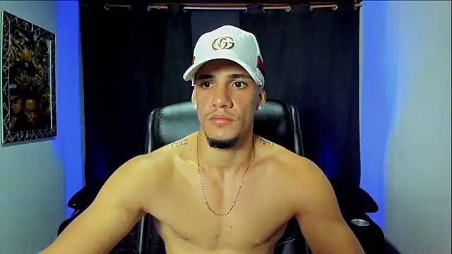 jhonnysnow17 online show from February 4, 4:40 am