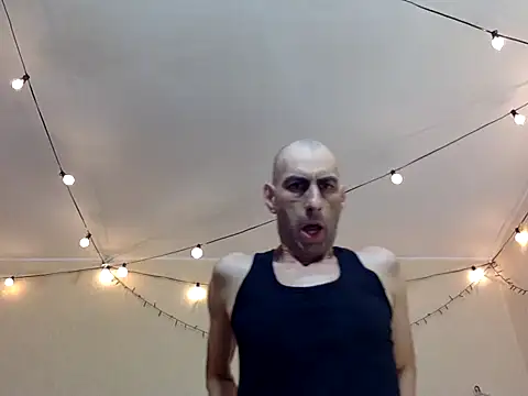 HandsomeAlfie online show from September 18, 2:13 am