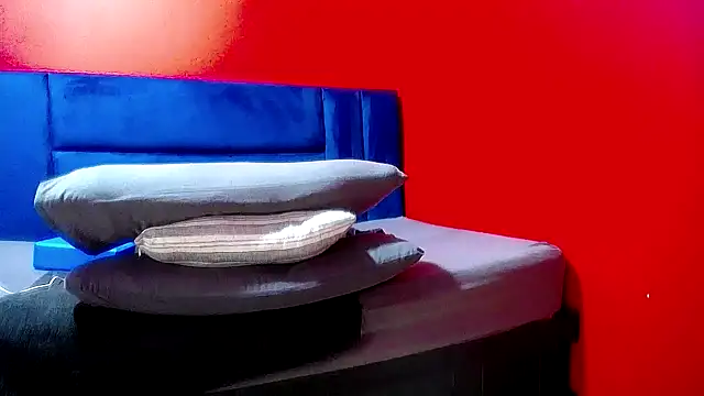 Lelety79 online show from May 13, 2:58 pm