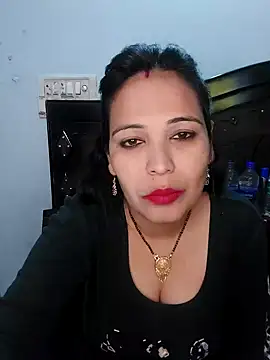 Poojabhabi101 online show from January 1, 6:47 am