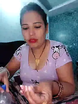 Poojabhabi101 online show from January 18, 5:52 am