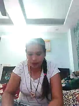 Poojabhabi101 online show from January 28, 5:43 am