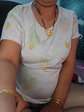 Poojabhabi101 online show from February 14, 6:02 am