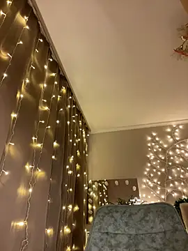 Ann space online show from February 1, 8:58 pm