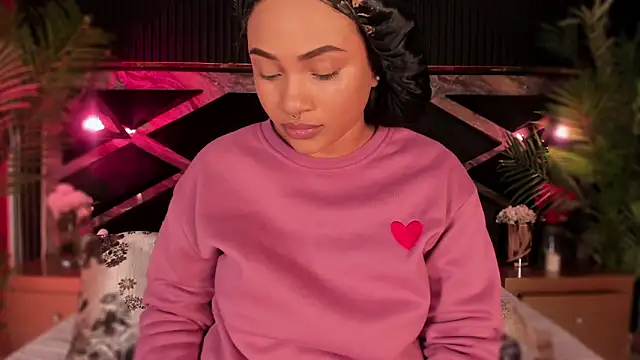 Aluna sweet online show from November 8, 11:47 pm