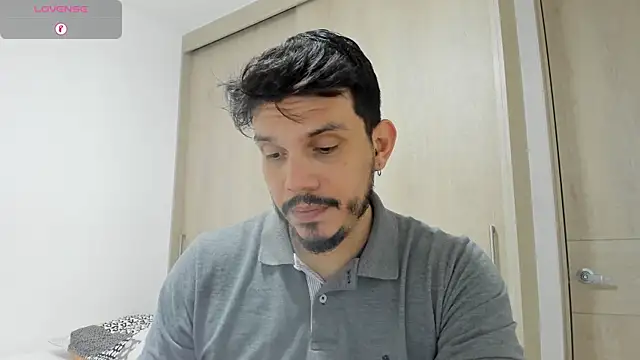 alejandro stark online show from February 12, 1:16 pm