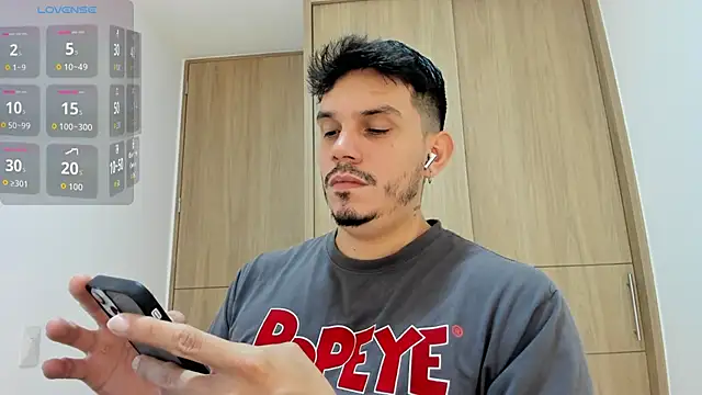 alejandro stark online show from November 7, 1:33 pm