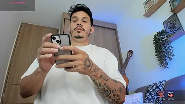 alejandro stark online show from May 29, 3:32 pm