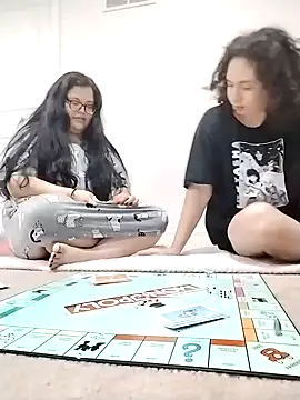 Snapshot of LiverandBrat77 chatting on September 12, 12:00 am LiverandBrat77 online show from September 12, 12:00 am