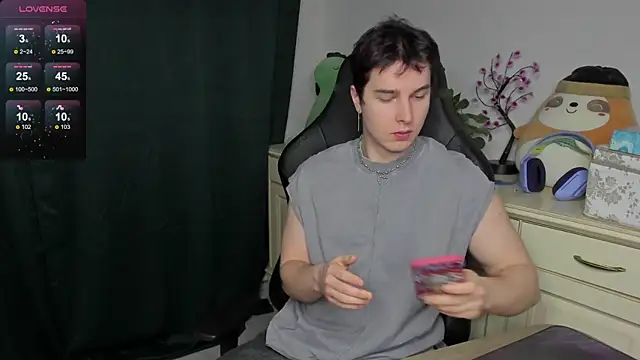 Vincent Strong online show from January 18, 8:18 am