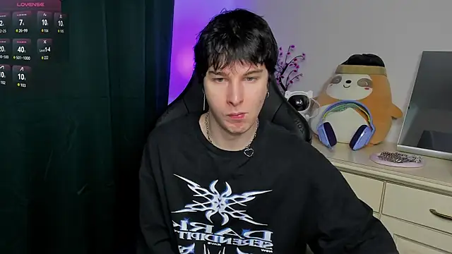 Vincent Strong online show from February 25, 7:40 am