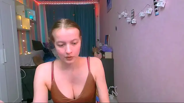 Snapshot of __Aphrodita__wow__ chatting on February 22, 12:40 pm   Aphrodita  wow   online show from February 22, 12:40 pm
