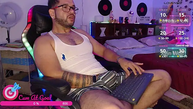 Xein WoIf online show from May 11, 4:04 pm