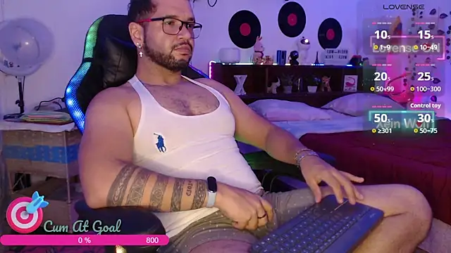 Xein WoIf online show from May 17, 3:15 am
