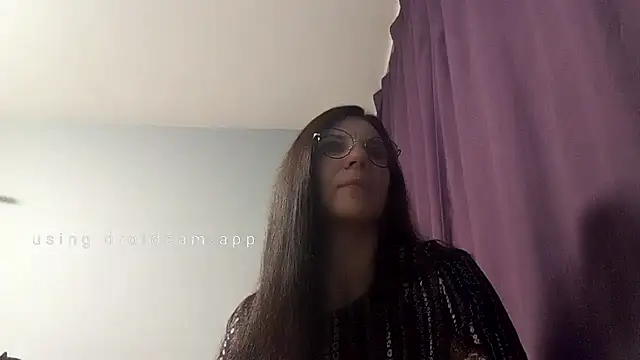 Snapshot of AlfejiRise chatting on February 4, 11:49 am AlfejiRise online show from February 4, 11:49 am