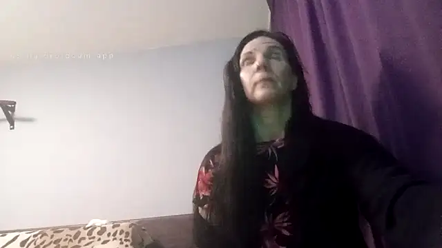 Snapshot of AlfejiRise chatting on February 28, 1:01 pm AlfejiRise online show from February 28, 1:01 pm