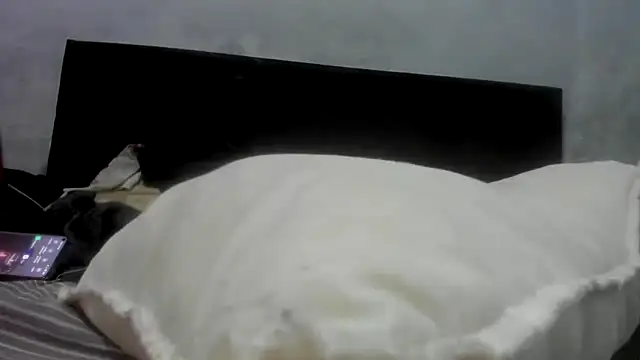 Snapshot of Novin18RJ chatting on October 9, 1:09 pm Novin18RJ online show from October 9, 1:09 pm